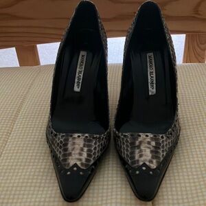 Manolo Blahnik Black and Gray Women's Shoes